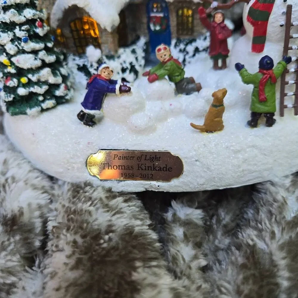 Thomas Kinkade Everett's Cottage lighted Christmas Village House